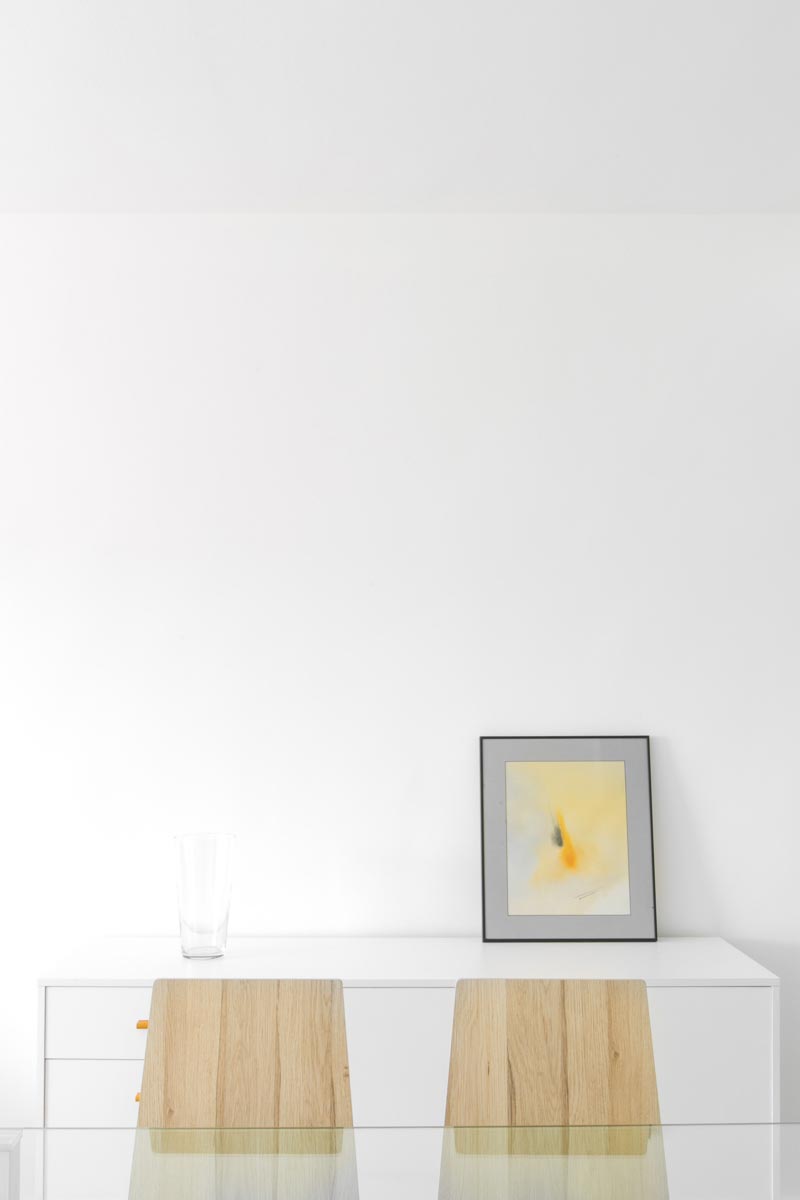 Decoración sencilla sobre mueble